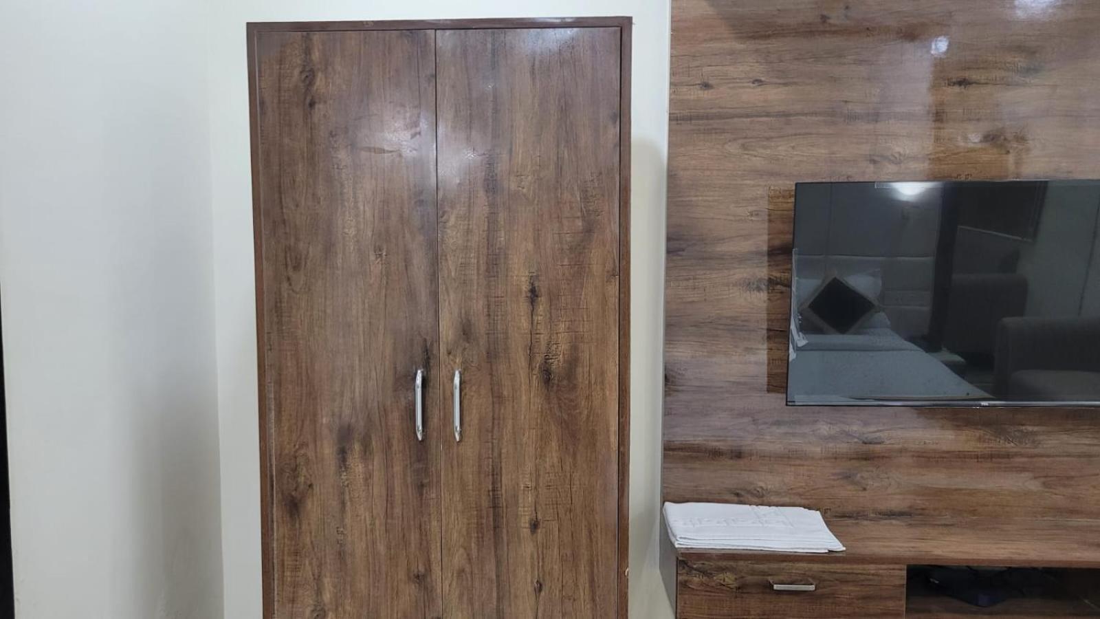 Grace Residency Chennai Airport Hotel Bagian luar foto